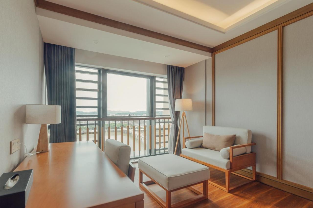 White Swan Guest House Meizhou Мейджоу Екстериор снимка
