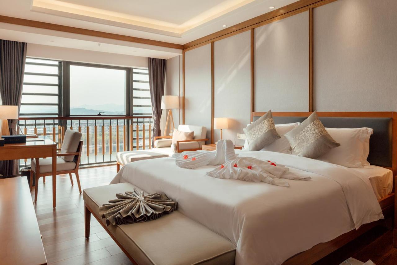 White Swan Guest House Meizhou Мейджоу Екстериор снимка