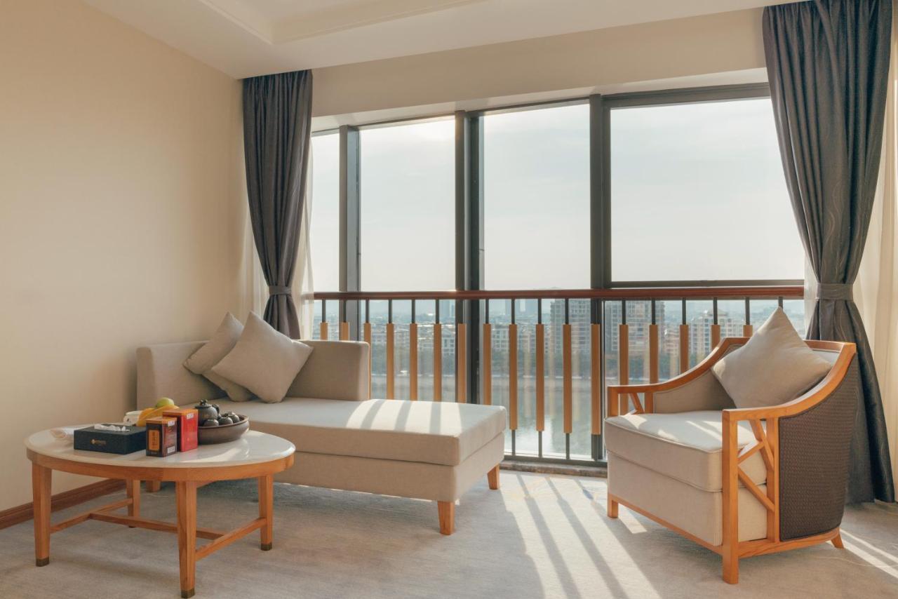White Swan Guest House Meizhou Мейджоу Екстериор снимка